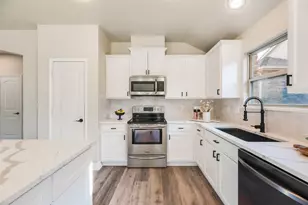 810 English Ivy Dr, Prosper, TX 76227 - Photo 13