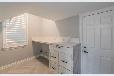 2305 Beacon Hill Drive, Keller, TX 76248 - Photo 17