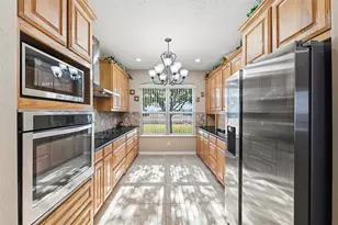 517 Hiwasee Rd, Waxahachie, TX 75165 - Photo 11