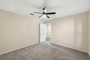 211 Opal St, Hewitt, TX 76643 - Photo 15