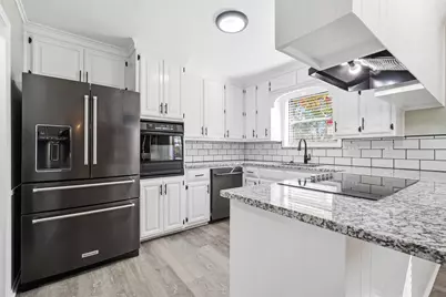 211 Opal Street, Hewitt, TX 76643 - Photo 7