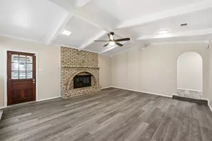 211 Opal St, Hewitt, TX 76643 - Photo 3