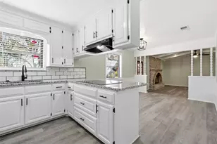 211 Opal St, Hewitt, TX 76643 - Photo 9