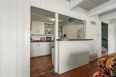 2831 Wooded Acres Drive, Waco, TX 76710 - Photo 9