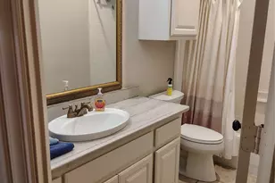 2002 Brianna Ln, Arlington, TX 76001 - Photo 21