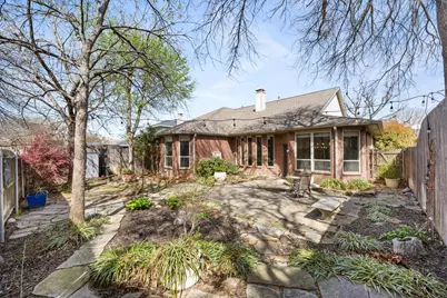 2002 Brianna Lane, Arlington, TX 76001 - Photo 5