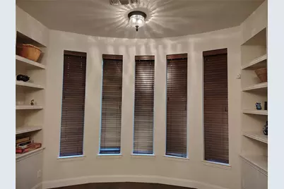 2002 Brianna Lane, Arlington, TX 76001 - Photo 11