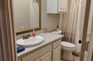 2002 Brianna Ln, Arlington, TX 76001 - Photo 21