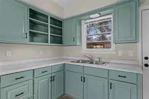 602 Enfield Dr, Marshall, TX 75672 - Photo 13