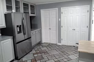 2317 Meadow Dale, Irving, TX 75060 - Photo 5