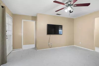 1108 Paula Drive, Arlington, TX 76012 - Photo 5