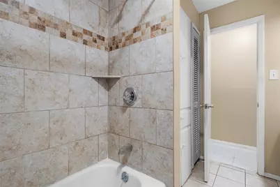 1108 Paula Drive, Arlington, TX 76012 - Photo 17