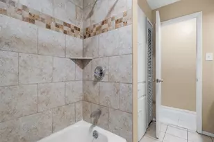 1108 Paula Dr, Arlington, TX 76012 - Photo 17