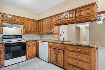 1108 Paula Drive, Arlington, TX 76012 - Photo 11