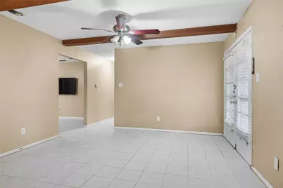 1108 Paula Drive, Arlington, TX 76012 - Photo 9