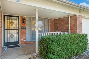 1108 Paula Dr, Arlington, TX 76012 - Photo 3