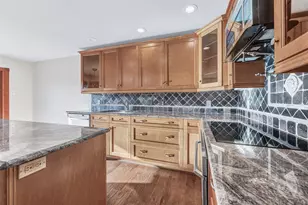 2901 Country Pl Cir, Carrollton, TX 75006 - Photo 9