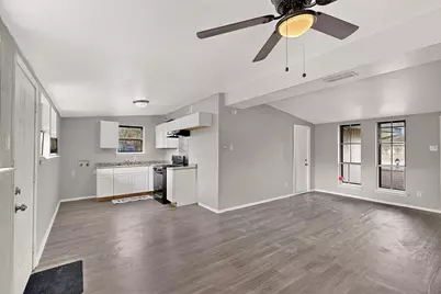 534 Henderson Circle, Garland, TX 75040 - Photo 11