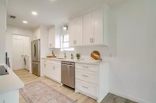 208 Meadowhill Dr, Benbrook, TX 76126 - Photo 21