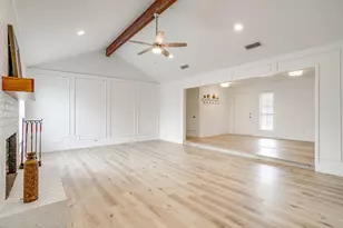 208 Meadowhill Dr, Benbrook, TX 76126 - Photo 13