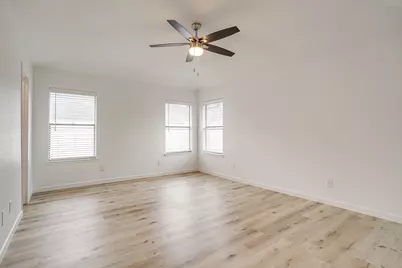 208 Meadowhill Drive, Benbrook, TX 76126 - Photo 31