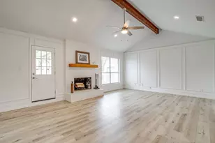 208 Meadowhill Dr, Benbrook, TX 76126 - Photo 9