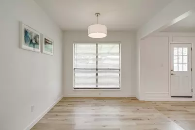 208 Meadowhill Drive, Benbrook, TX 76126 - Photo 15