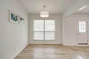 208 Meadowhill Dr, Benbrook, TX 76126 - Photo 15