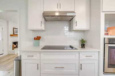 208 Meadowhill Drive, Benbrook, TX 76126 - Photo 23