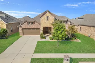 2811 Diamond Ridge Dr, Arlington, TX 76001 - Photo 1