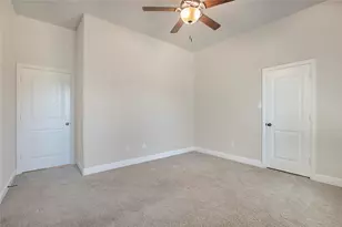 2811 Diamond Ridge Dr, Arlington, TX 76001 - Photo 19