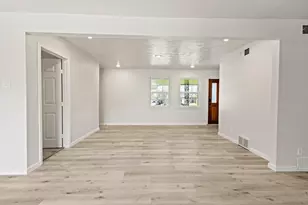 1116 Oxbow Ln, Dallas, TX 75241 - Photo 9