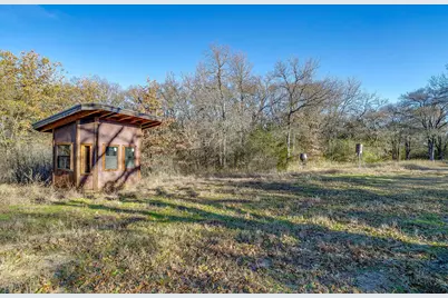 1512 E Henderson Street, Cleburne, TX 76031 - Photo 37