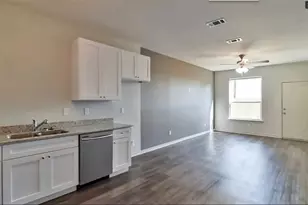 7923 Doreen, Fort Worth, TX 76116 - Photo 3