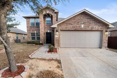 412 Sandy Creek Drive, Fort Worth, TX 76131 - Photo 1