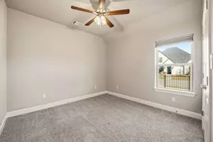 412 Fowler Dr, Granbury, TX 76048 - Photo 9