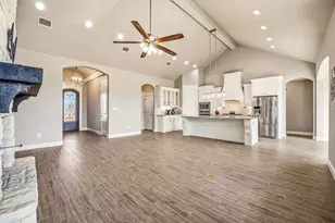 412 Fowler Dr, Granbury, TX 76048 - Photo 15