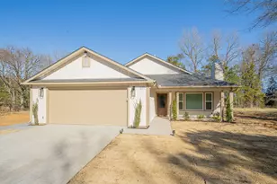 117 Cypress Cir, Mount Vernon, TX 75457 - Photo 25