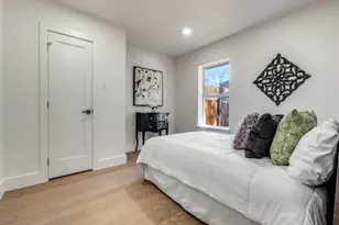 6611 Blessing Dr, Dallas, TX 75214 - Photo 21