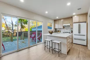 6611 Blessing Dr, Dallas, TX 75214 - Photo 11