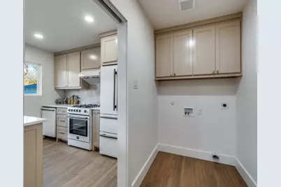 6611 Blessing Drive, Dallas, TX 75214 - Photo 13