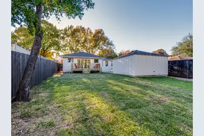 6611 Blessing Drive, Dallas, TX 75214 - Photo 25