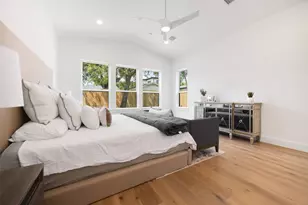 3753 Valley Ridge Rd, Dallas, TX 75220 - Photo 13