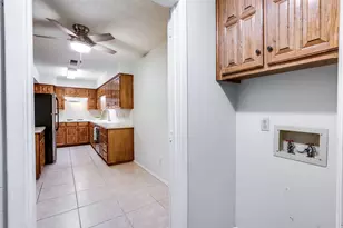 6517 Oak Forest Ct, Fort Worth, TX 76112 - Photo 11