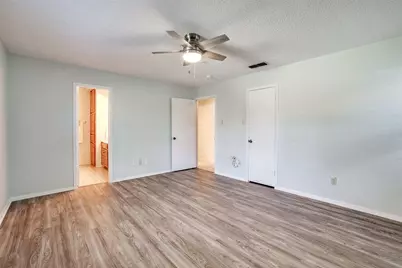 6517 Oak Forest Court, Fort Worth, TX 76112 - Photo 21