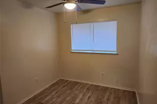 2654 Princeton Dr, Lancaster, TX 75134 - Photo 11