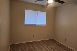 2654 Princeton Dr, Lancaster, TX 75134 - Photo 13