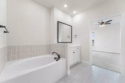 140 Lila Lake Drive, Waxahachie, TX 75165 - Photo 13