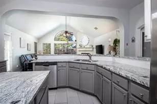 2409 Chesterwood Dr, Little Elm, TX 75068 - Photo 3