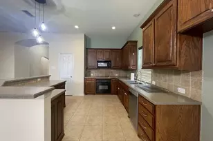 8525 Hudson St, North Richland Hills, TX 76180 - Photo 7